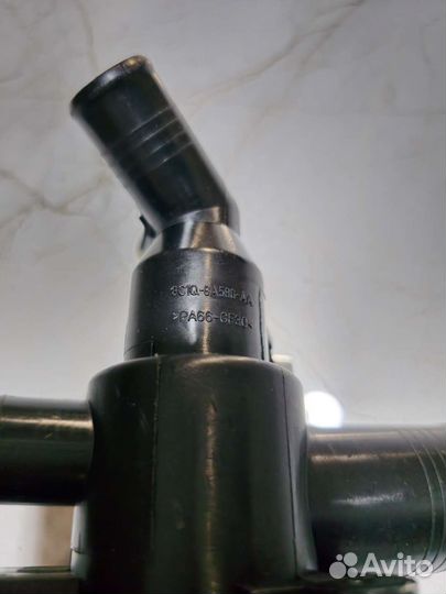 Корпус термостата Ford Transit 2.4 2006