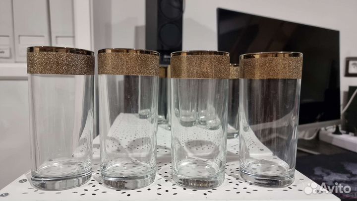 Бокалы 4 низких и 10 высоких