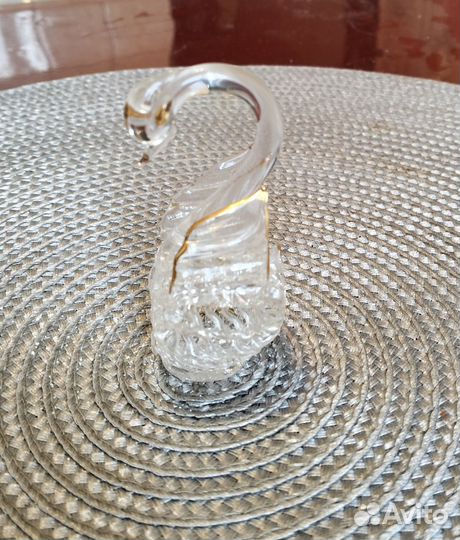 Хрустальные фигурки,лебеди