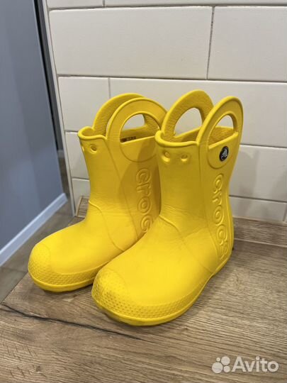 Резиновые сапоги crocs