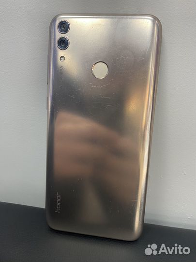 HONOR 8C, 4/32 ГБ