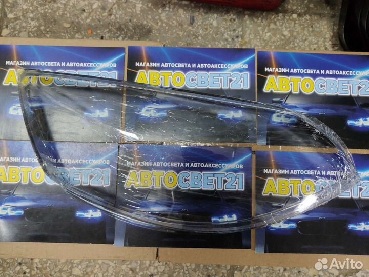 Стекло фары Лада Калина 2 Левое/Правое