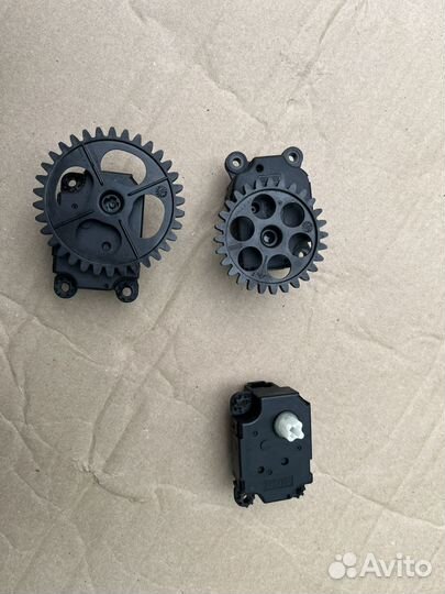 Моторедуктор сервопривод печки Опель Инсигния