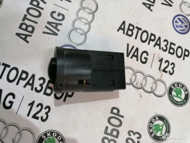 Переключатель света фар Фольксваген Поло 5