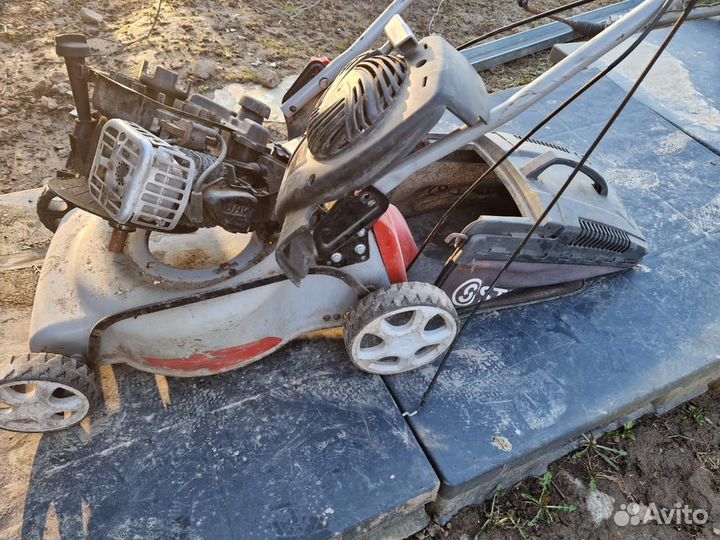 Газонокосилка бензиновая самоходная