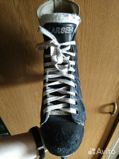 Коньки хоккейные