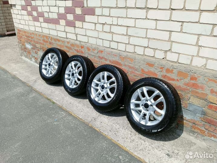 Колеса R15 комплект на литых дисках