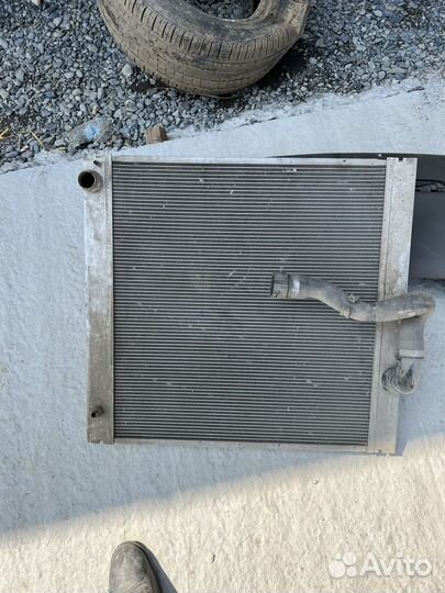 Основной радиатор Range Rover
