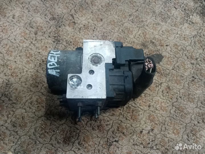 Блок абс на Тойота Авенсис 02г