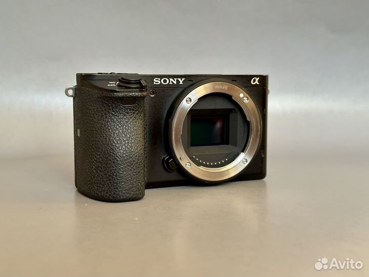 Sony a6500 + sony 18-105 f4 G + sigma 16 f1.4