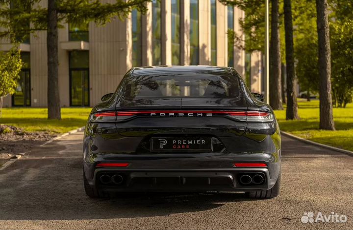 Прокат Porsche Panamera Turbo S