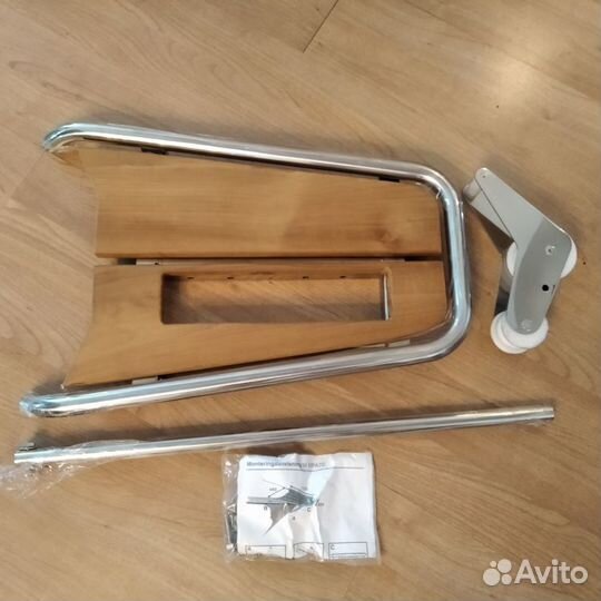 Бушприт с якорным роульсом