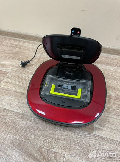 Робот пылесос LG HOM-BOT square