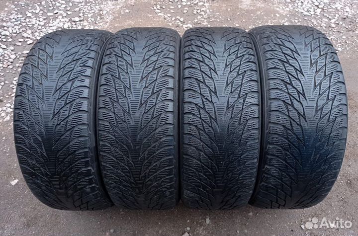Nokian Tyres Hakkapeliitta R2 225/55 R17