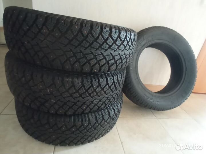 Continental ComTracWinterViking 1 185/60 R14 82S