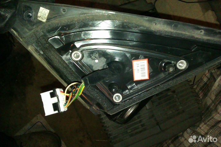 Зеркало правое Kia Sorento с 2009 г