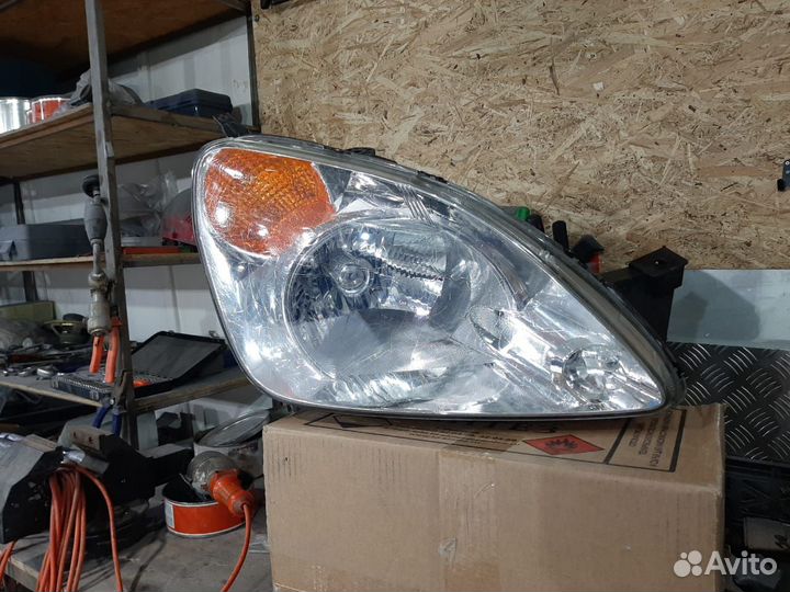 Продается фара