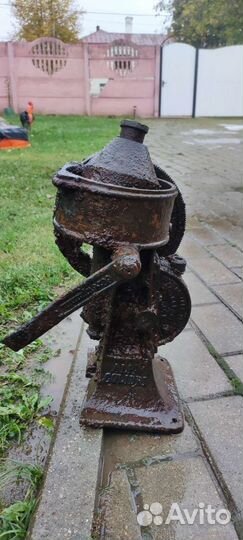 Сепаратор для молока ручной