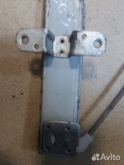 Стеклоподъемник задний правый Mitsubishi Lancer 9