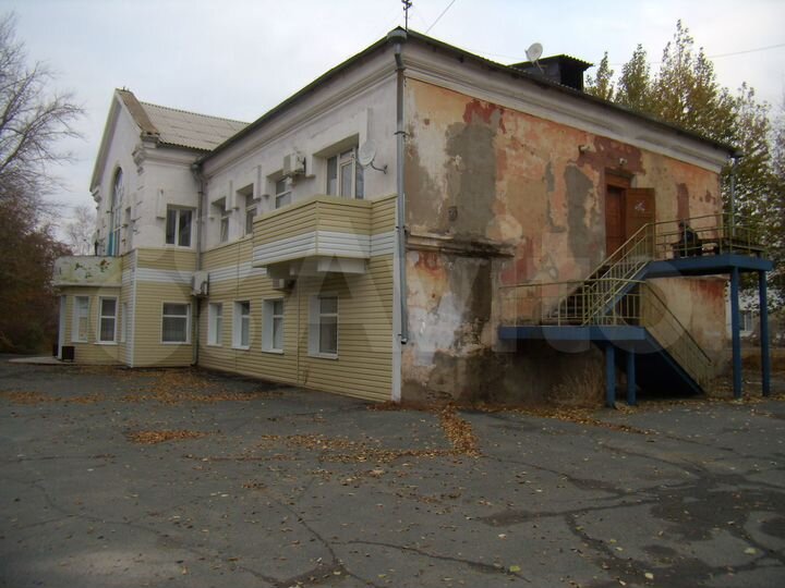 Комната 26,9 м² в > 9-к., 2/2 эт.