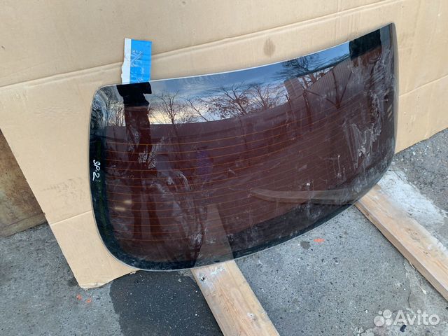 Стекло заднее Kia Spectra