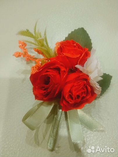 Бутоньерка, браслет четки