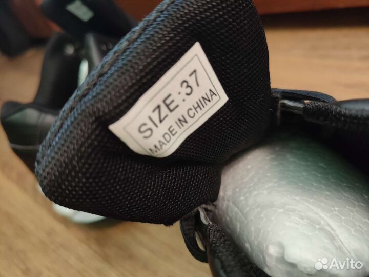 Кроссовки с роликами