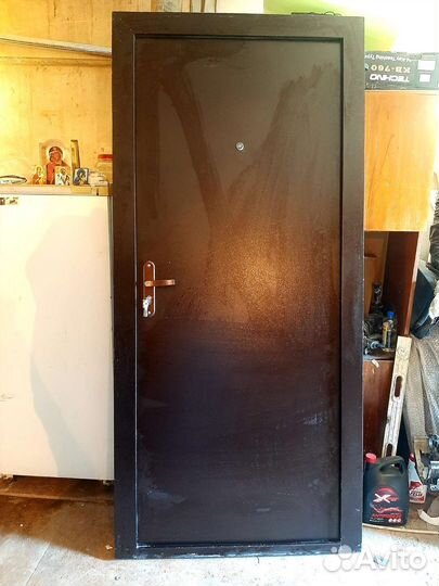 Входная дверь