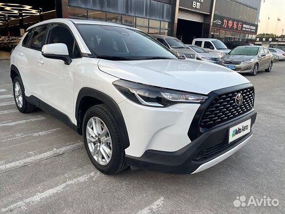 Toyota Corolla Cross 2.0 CVT, 2022, 14 000 км