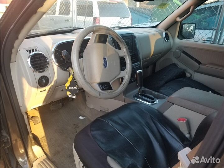 Разбор на запчасти Ford Explorer