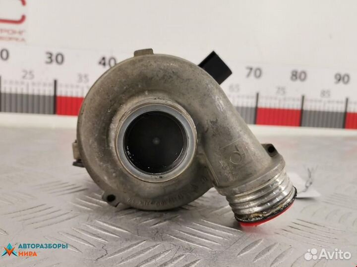 Помпа BMW X1 E84 рест. 2013 11518635089