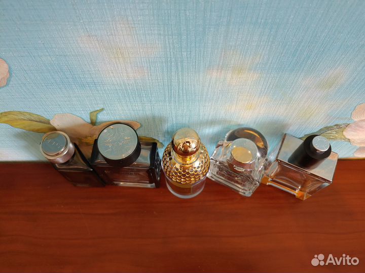 Пустые флаконы от туалетной воды