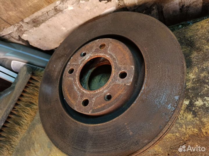 Диски тормозные передние Citroen C4