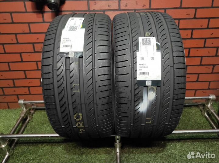 Pirelli Powergy 255/35 R18 94Y