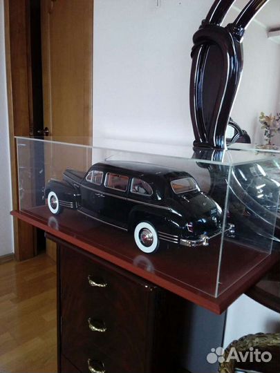 Эксклюзивный подарок-Модель зис-110 в масшт.1-8