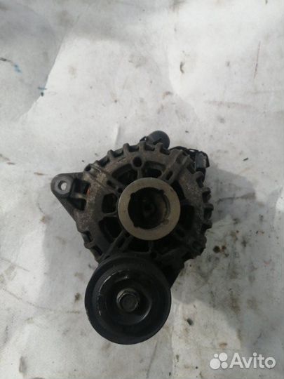 Генератор Nissan Serena C26 MR20DD