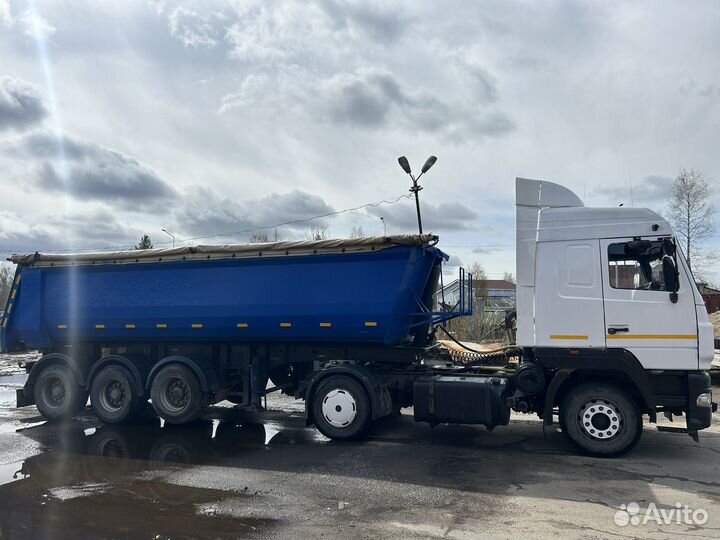 МАЗ 544018-1320-031 с полуприцепом, 2011