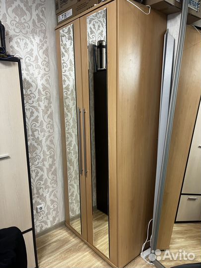 Шкаф распашной