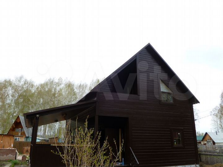 Дом 126 м² на участке 8 сот.