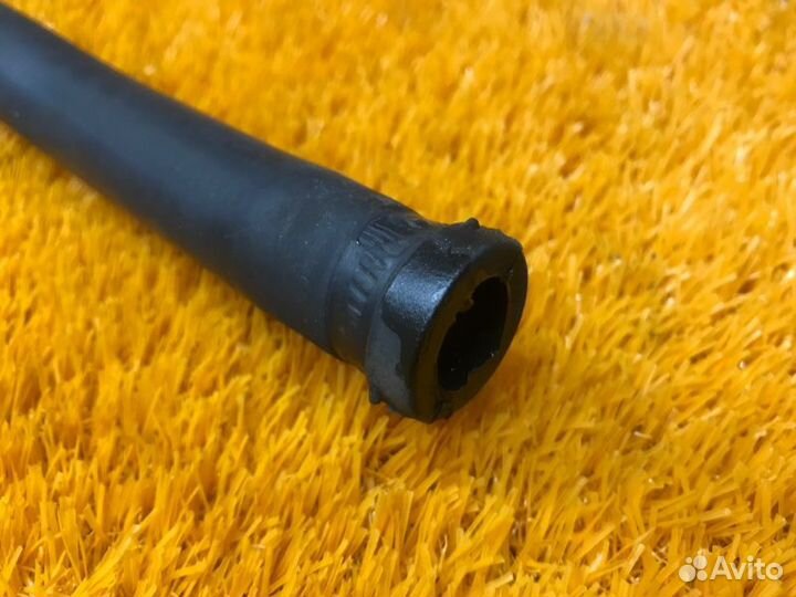 Патрубок теплообменника Volvo S40 VS17 B4204S2