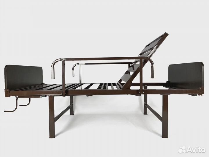 Медицинская кровать функциональная