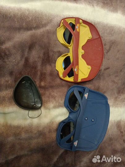 Карнавальные головные уборы и накидка