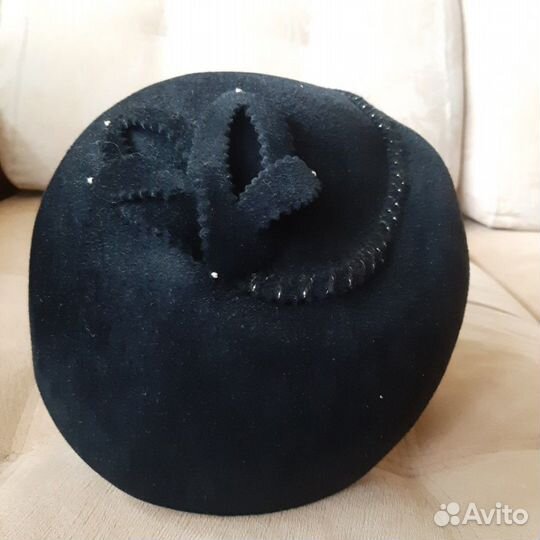 Берет женский