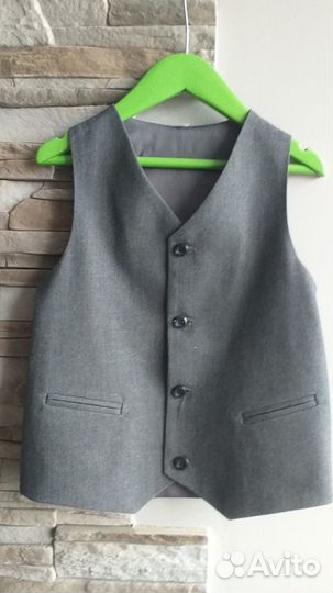 Жилет костюмный