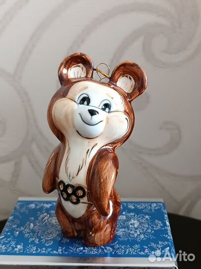 Олимпийский мишка ёлочная игрушка, статуэтка