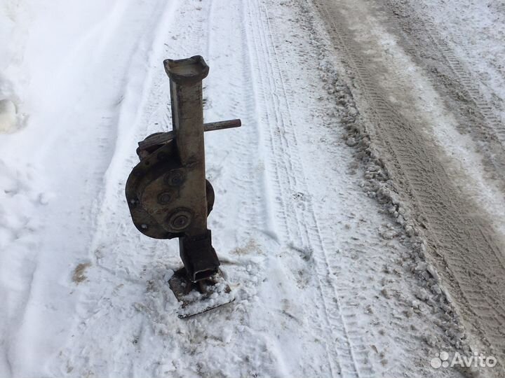 Домкрат железнодорожный бу