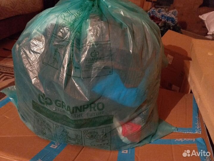 Мешок женской одежды