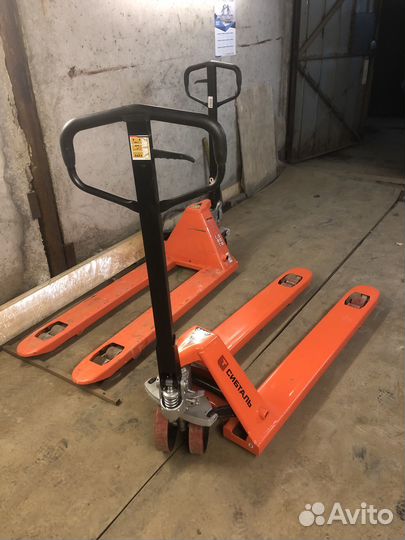 Аренда гидравлической тележки (Рохли) 3 тонны