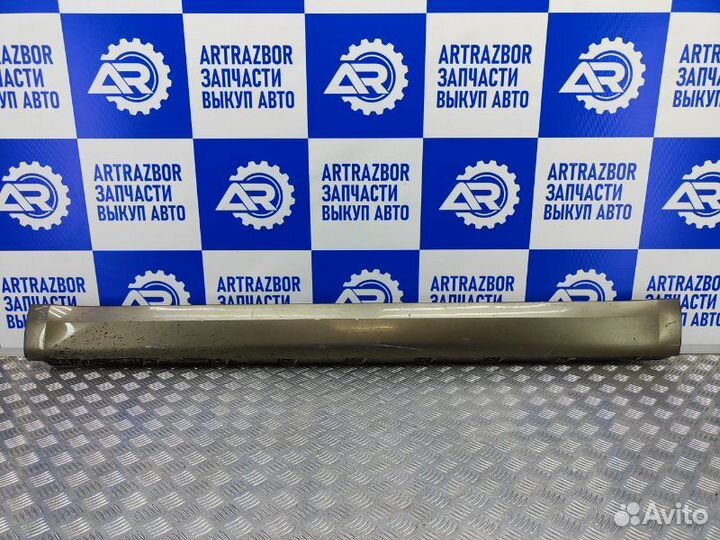 Накладка порога (наружная) левая Skoda Yeti 5L 1.4