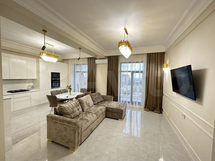 2-к. квартира, 95 м², 6/8 эт.